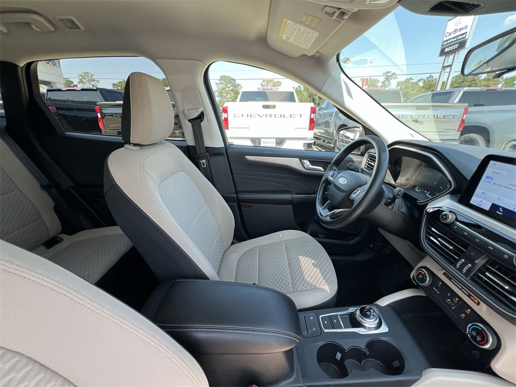 2021 Ford Escape SE photo 16