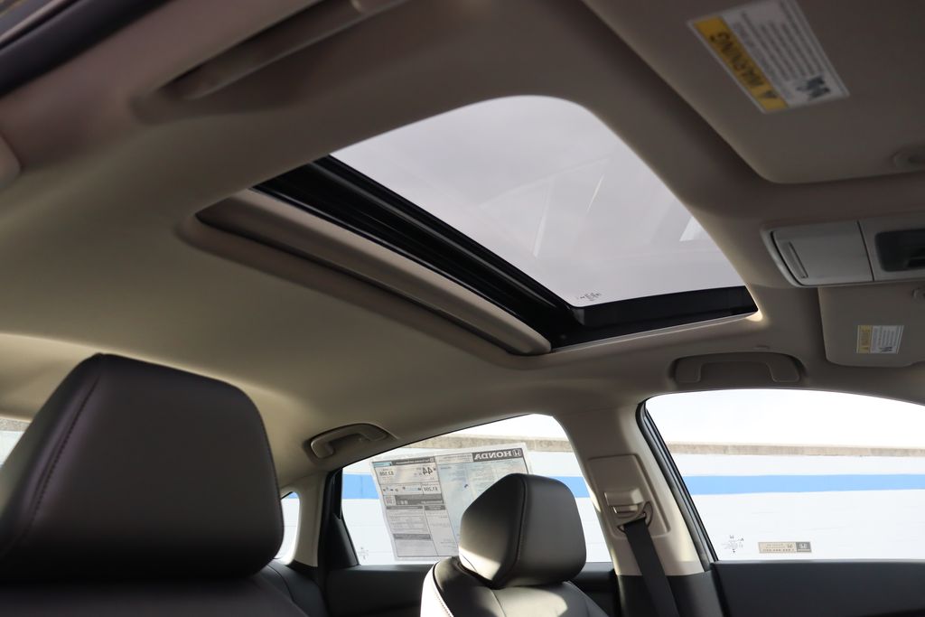 2025 Honda Accord Touring photo 27