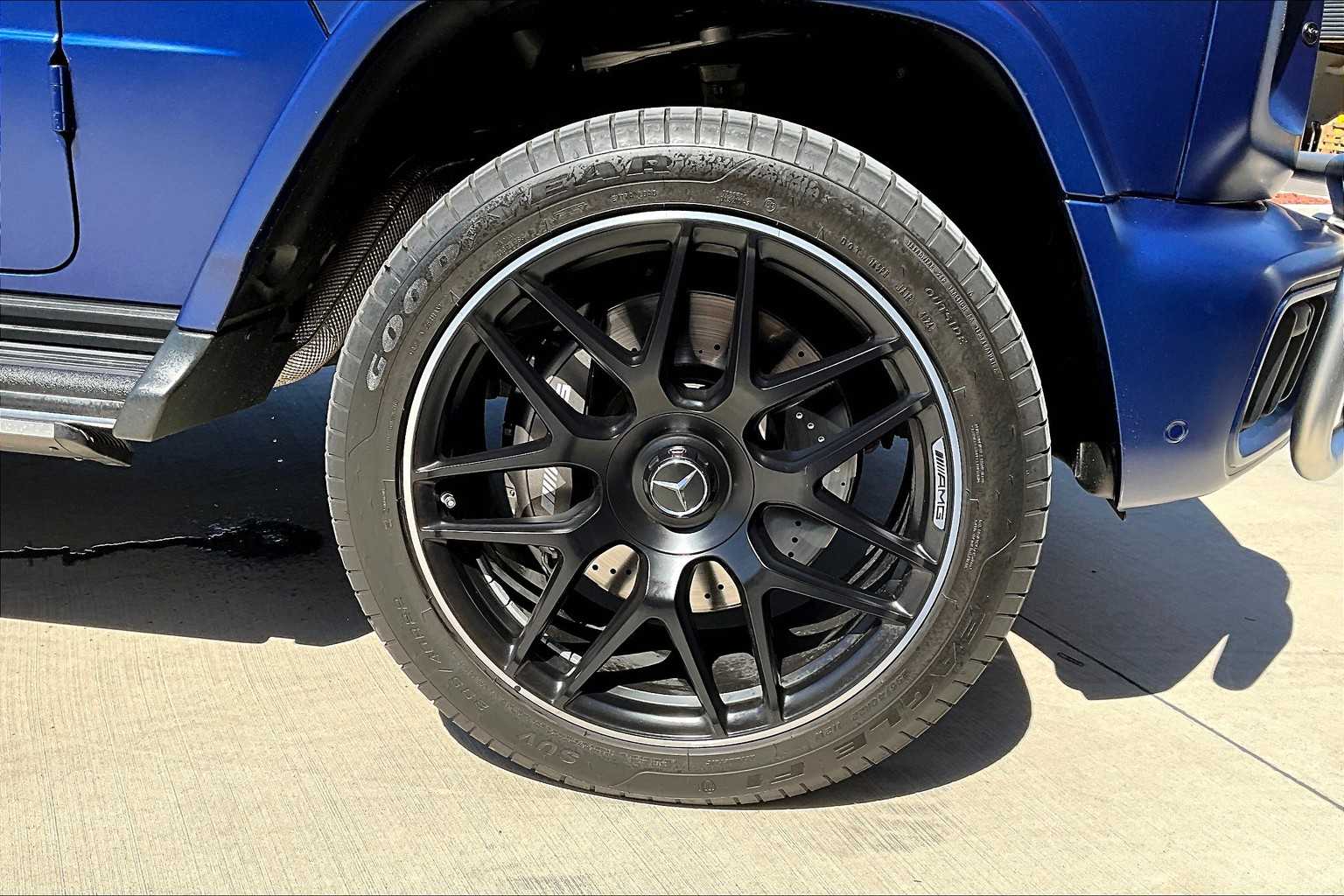 2025 Mercedes Benz G AMG 63 photo 11