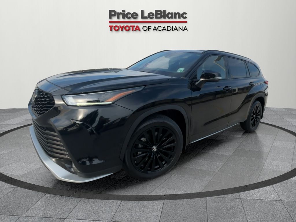 2023 Toyota Highlander XSE photo 3