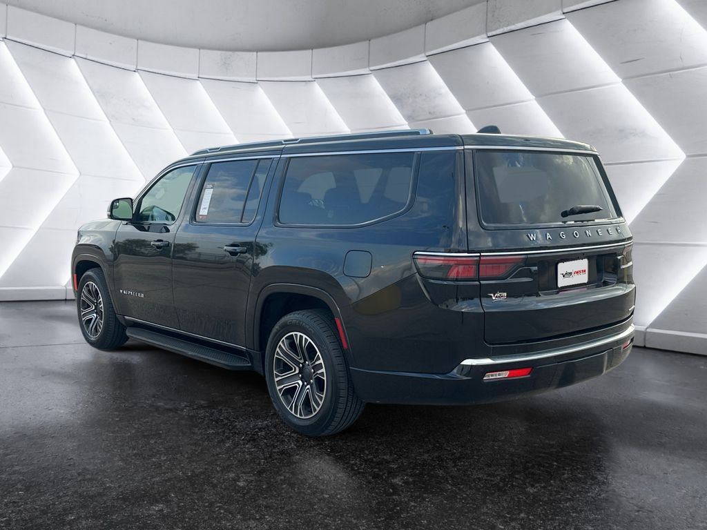 2023 Jeep Wagoneer L Series II photo 6