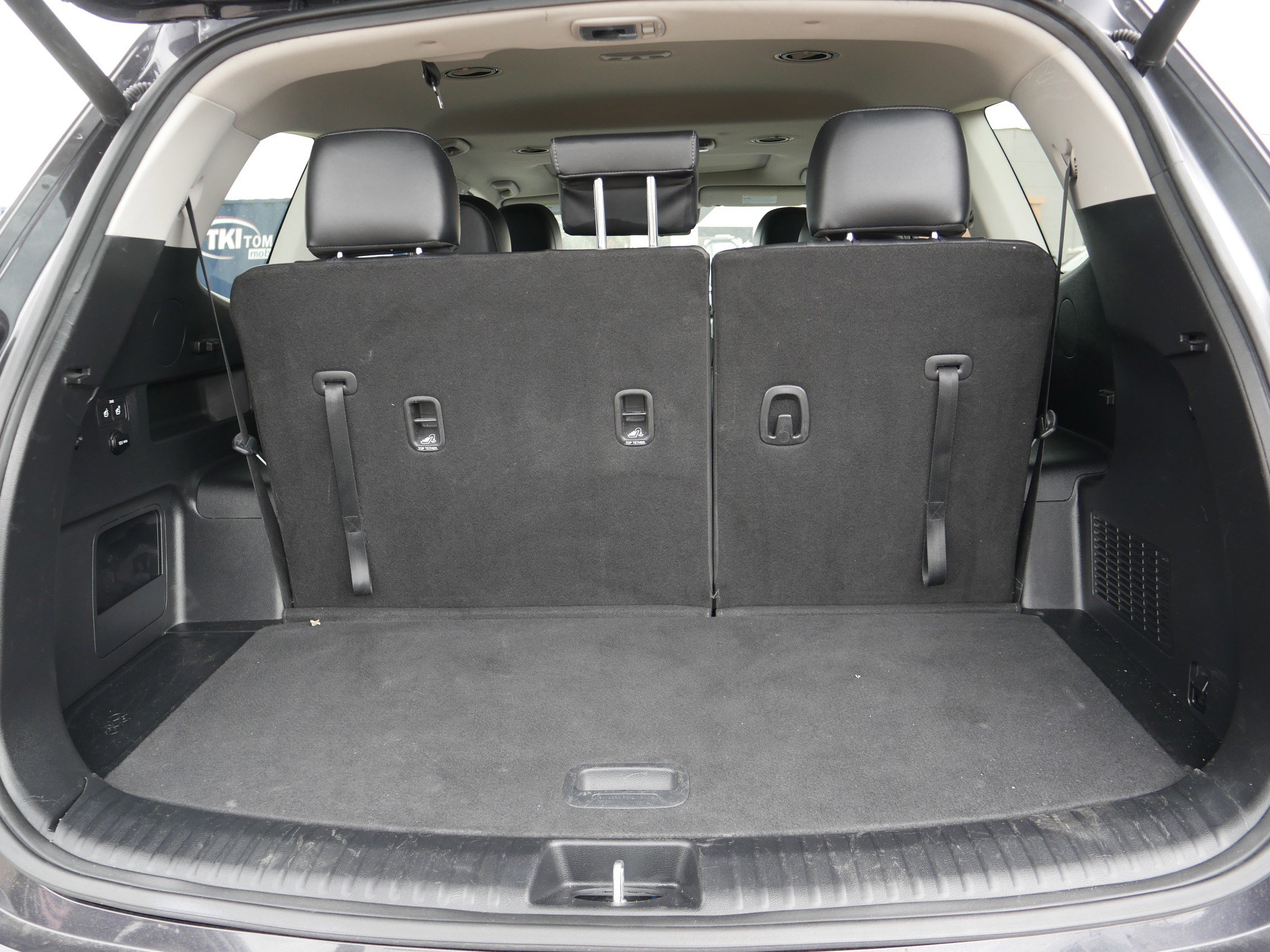 2025 Kia Telluride S photo 18