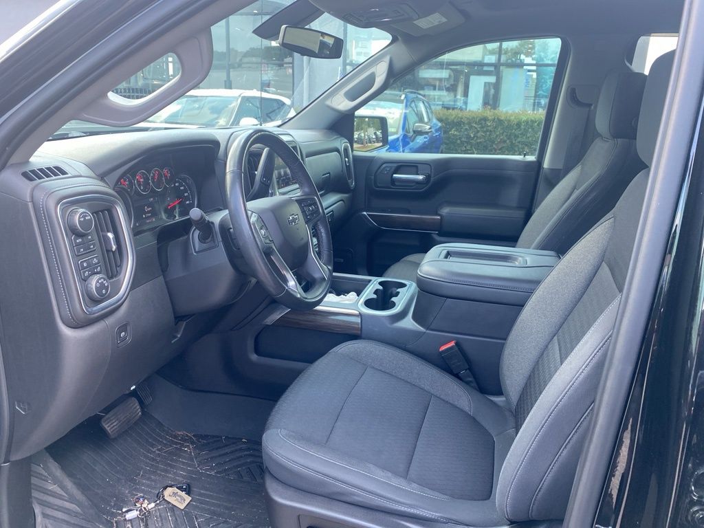 2021 Chevrolet Silverado 1500 RST photo 10