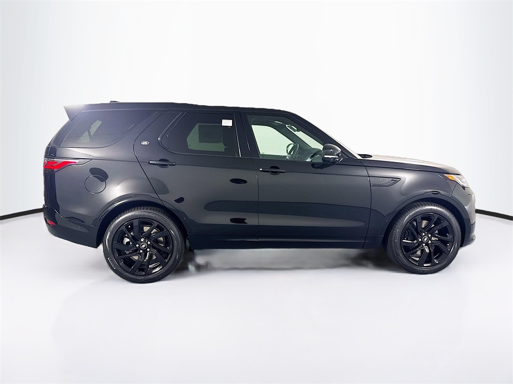 2025 Land Rover Discovery SE photo 4