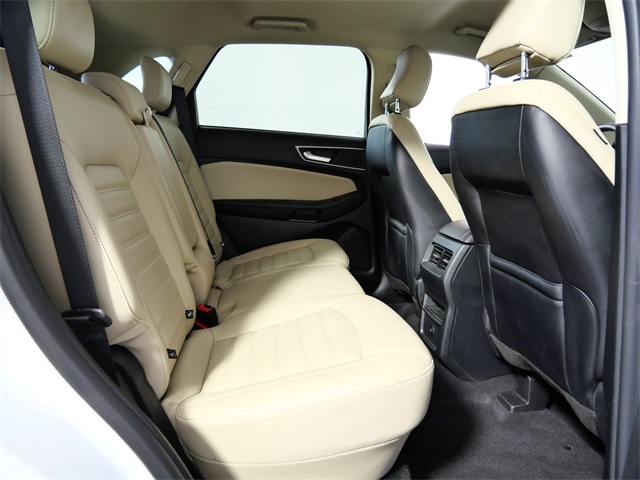 2024 Ford Edge SEL photo 12