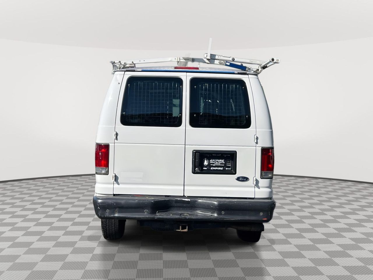 2012 Ford E-250 photo 4