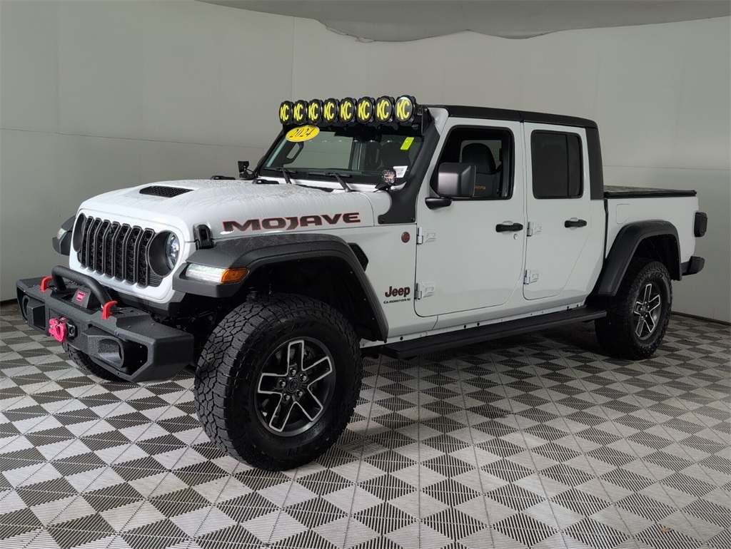 2024 Jeep Gladiator Mojave photo 4