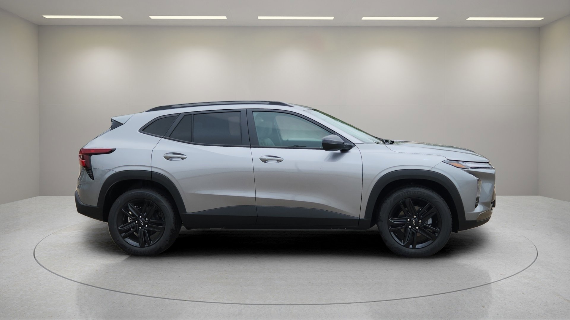 2025 Chevrolet Trax ACTIV photo 2