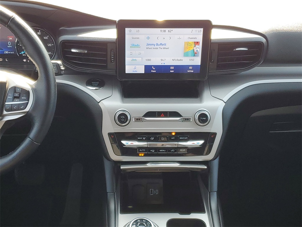 2023 Ford Explorer XLT photo 22