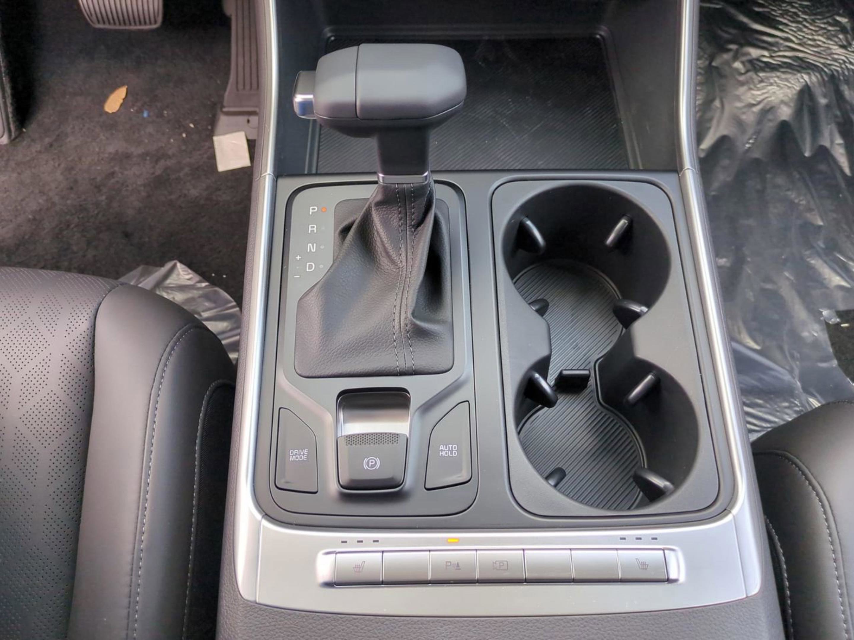 2026 Kia Carnival LXS photo 20