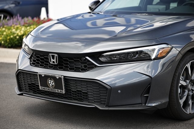 2026 Honda Civic Hybrid Sport Touring photo 3