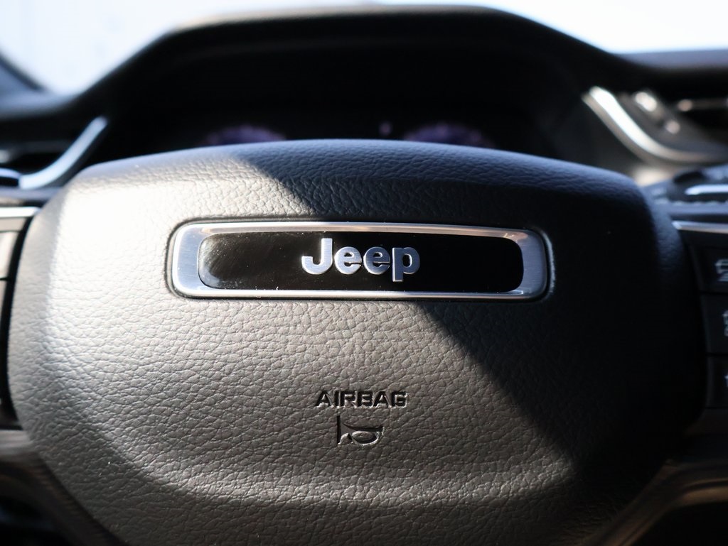 2025 Jeep Grand Cherokee Laredo X photo 27