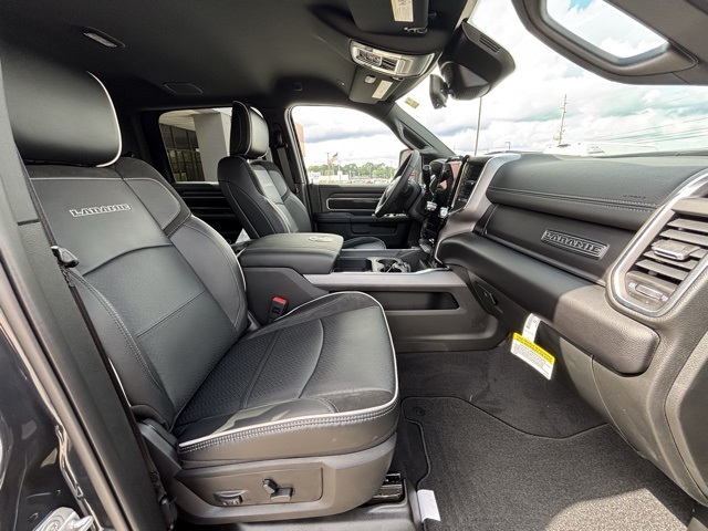 2026 Ram 2500 Laramie photo 4