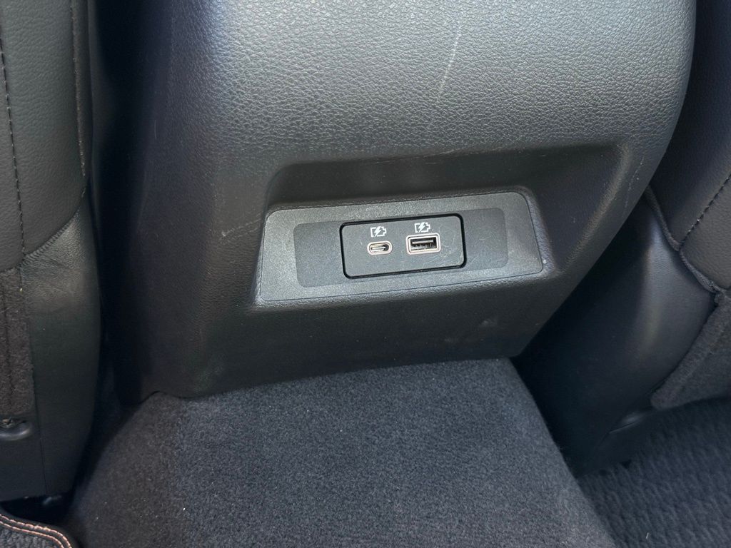 2022 Nissan Altima 2.5 SR photo 18