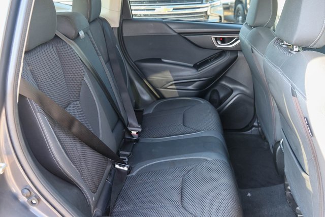 2021 Subaru Forester Premium photo 17