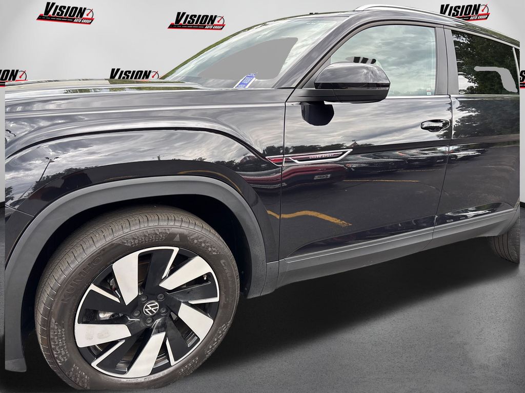 2024 Volkswagen Atlas Cross Sport SE Technology photo 12