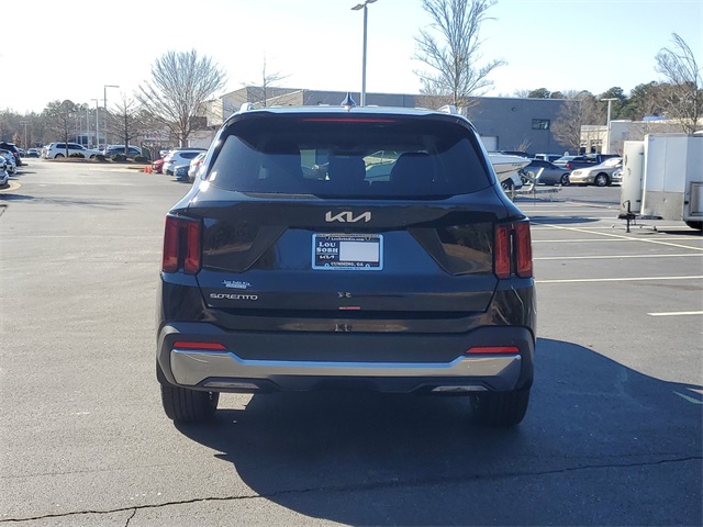 2025 Kia Sorento S photo 4