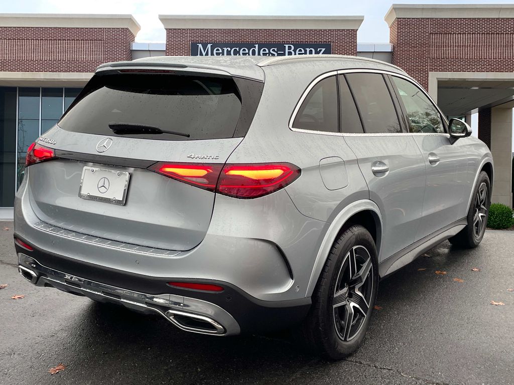 2025 Mercedes Benz GLC 350e 4MATIC photo 5