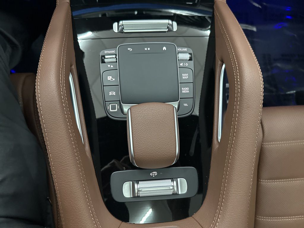 2026 Mercedes Benz GLE 450 4MATIC photo 16