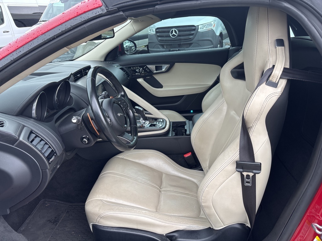 2016 Jaguar F-TYPE S photo 36