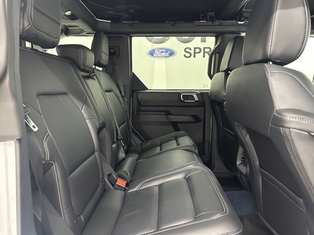 2025 Ford Bronco Outer Banks photo 12