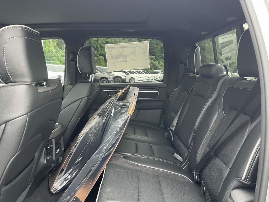 2026 Ram 1500 Laramie photo 18