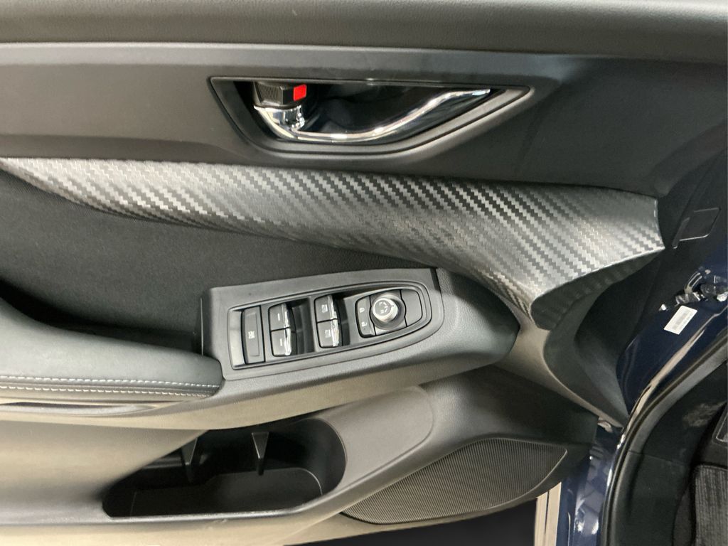 2024 Subaru Ascent Premium photo 17