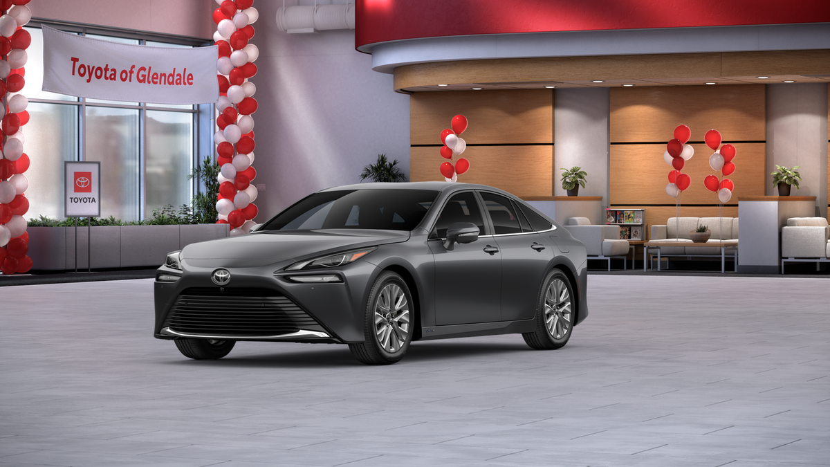 2025 Toyota Mirai XLE's photo