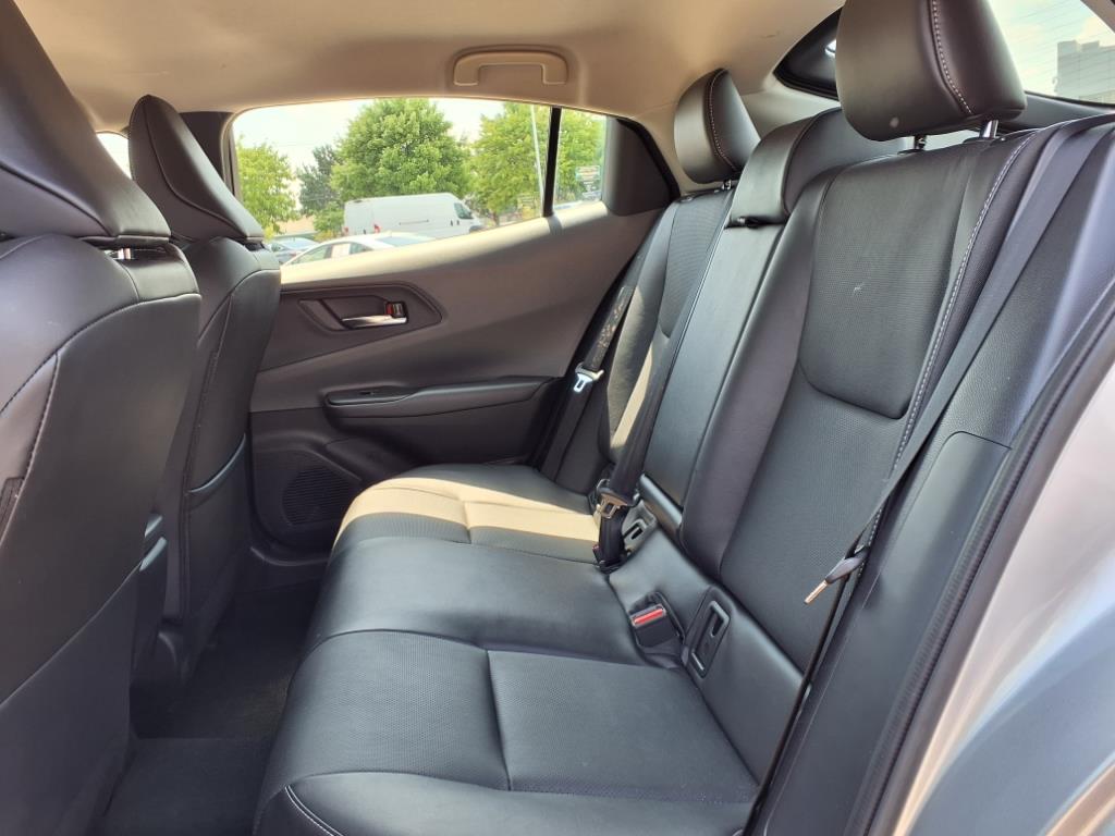 2023 Toyota Prius XLE photo 5