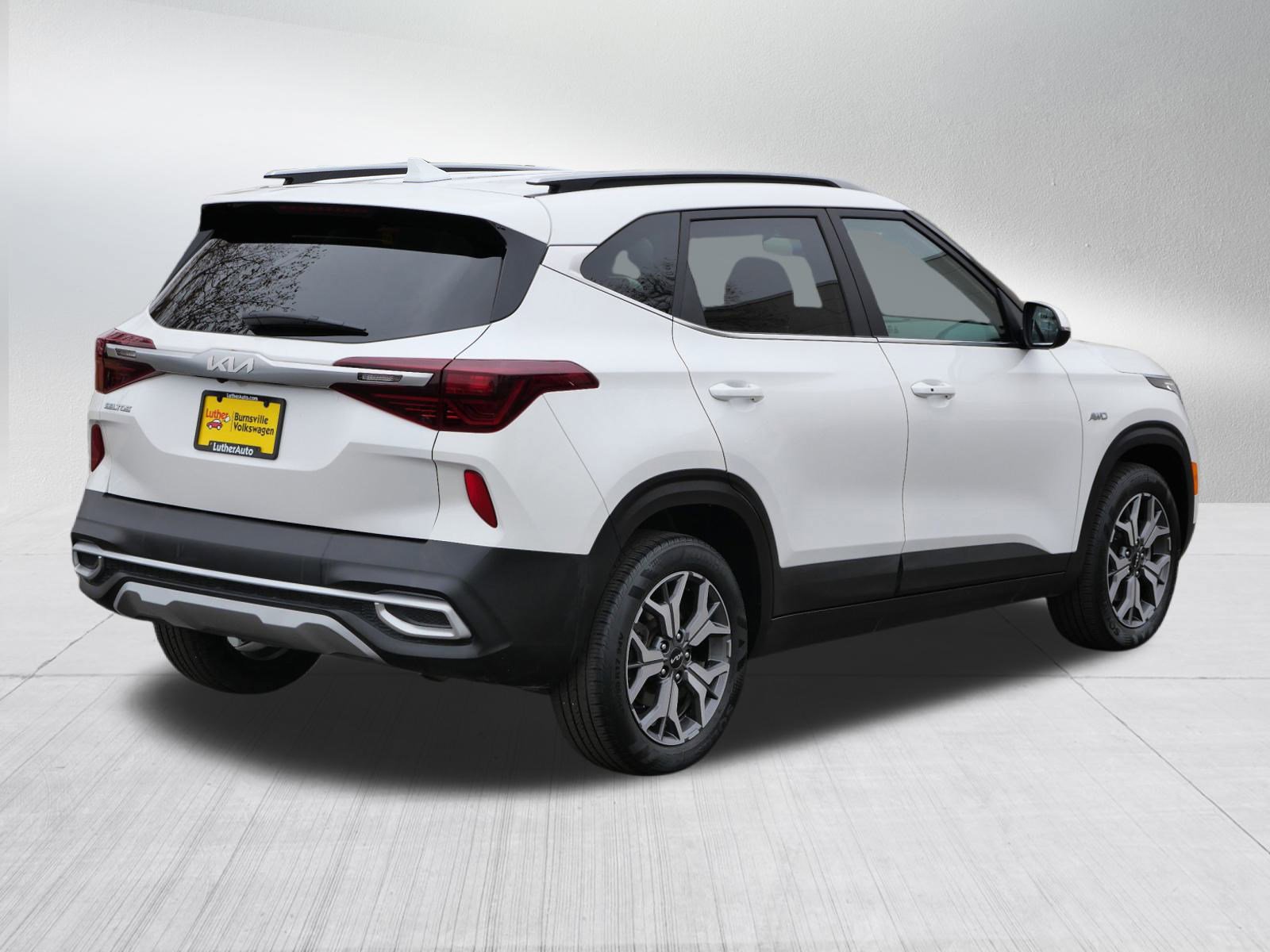 2022 Kia Seltos EX photo 4