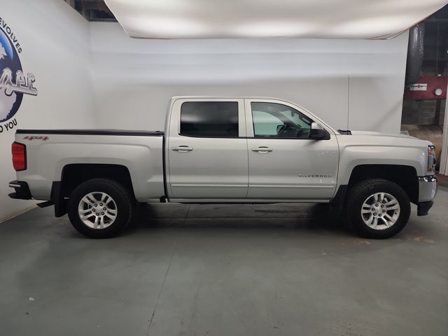 2017 Chevrolet Silverado 1500 LT photo 6