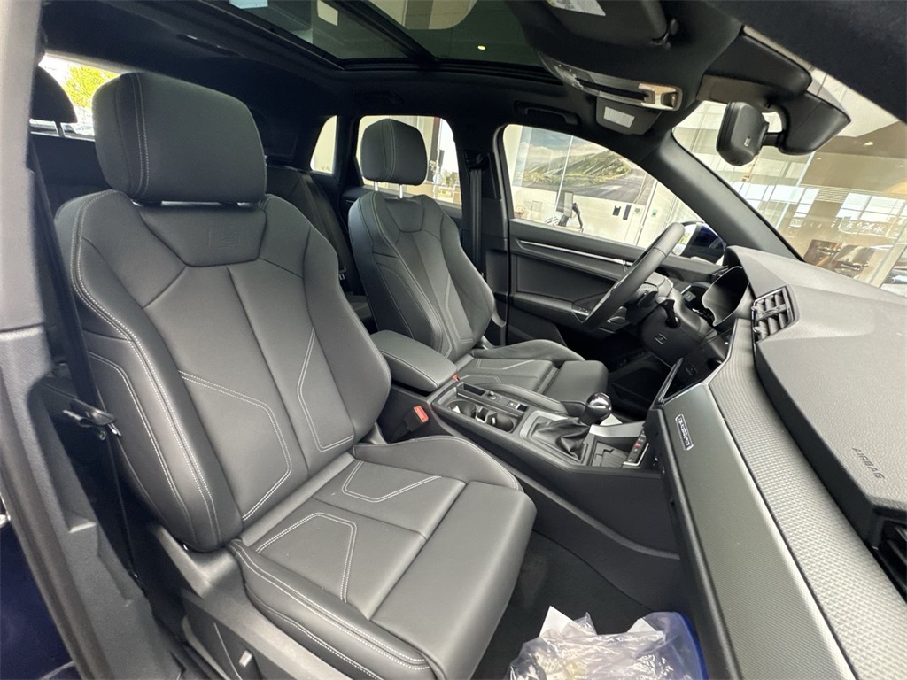 2025 Audi Q3 Premium S line photo 21