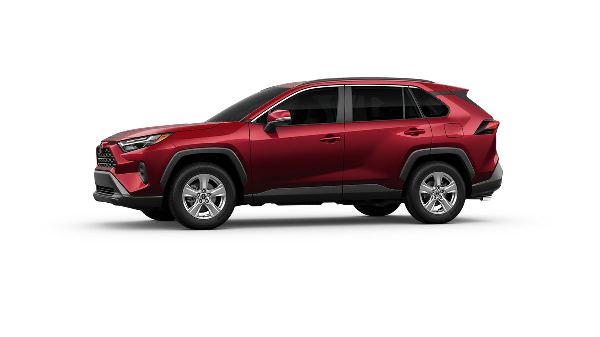 2025 Toyota RAV4 XLE photo 3