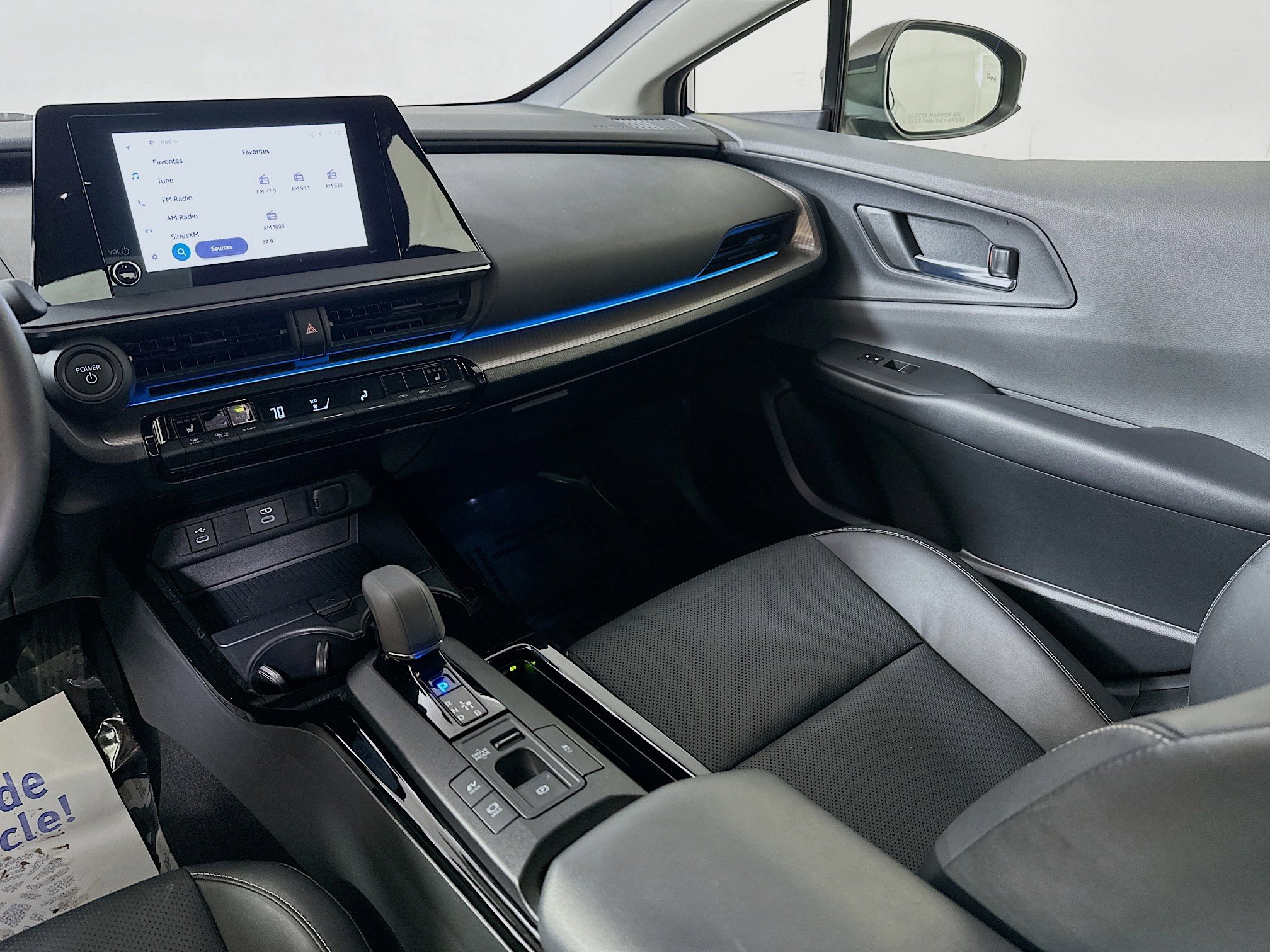 2024 Toyota Prius Limited photo 20