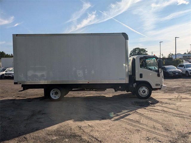 2024 Chevrolet Silverado 4500HD photo 2