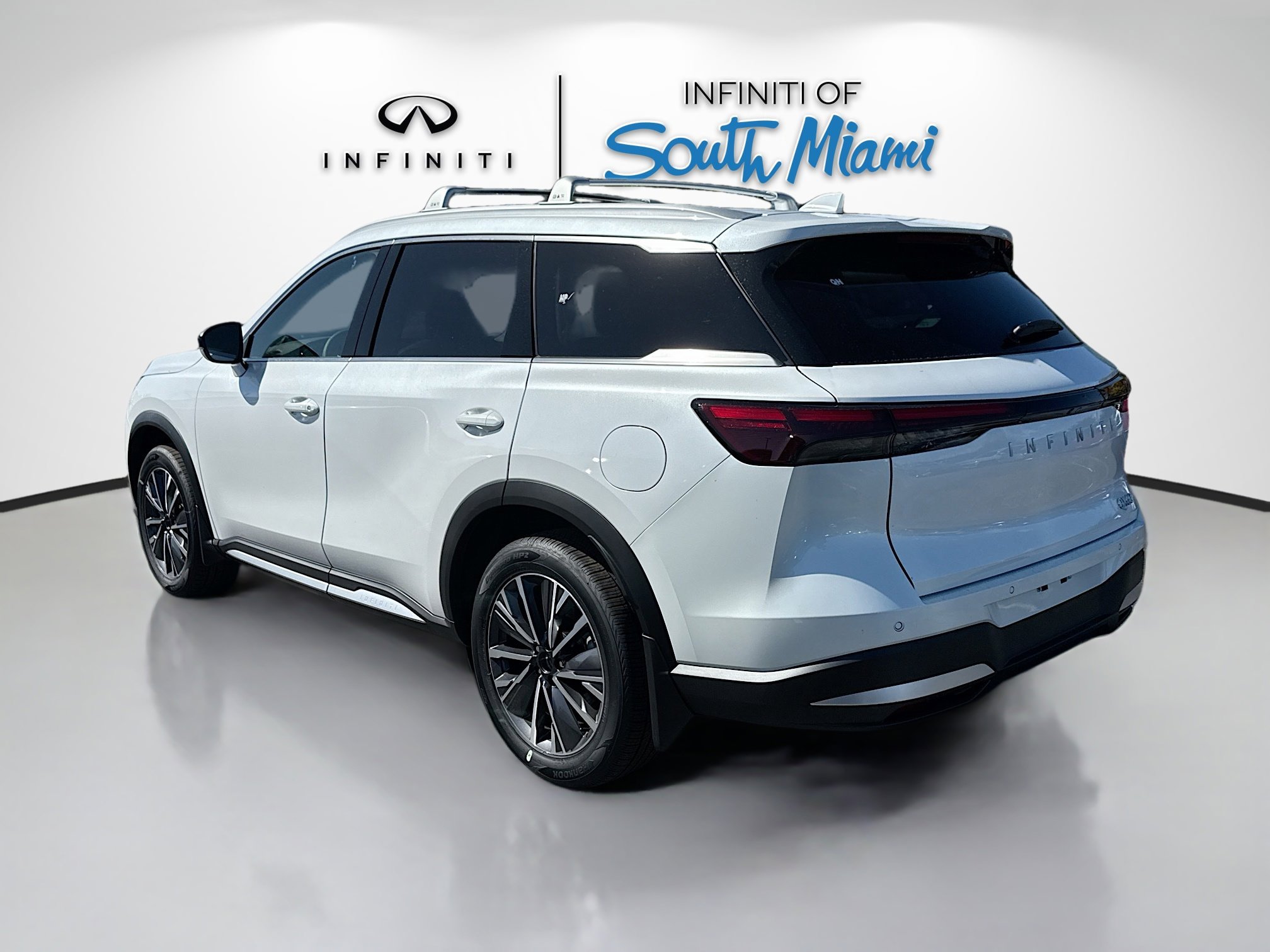 2026 Infiniti QX60 Luxe photo 4