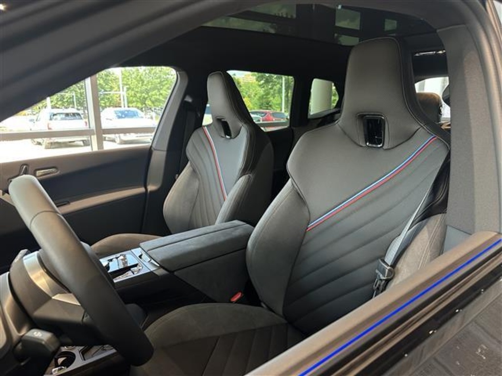 2026 Bmw iX photo 13