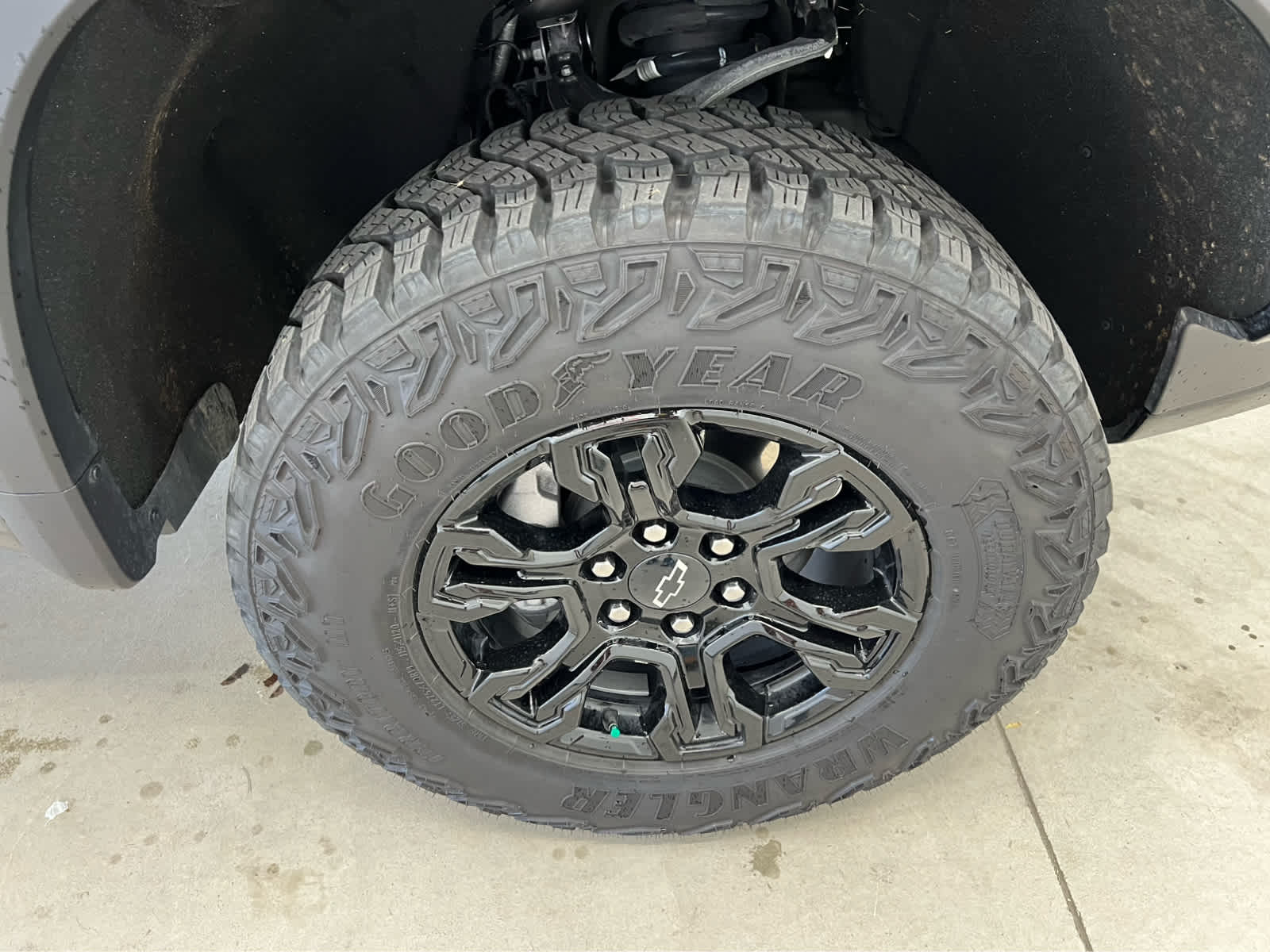 2024 Chevrolet Silverado 1500 ZR2 photo 4