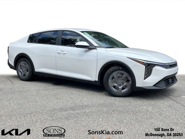 2025 Kia K4 LX