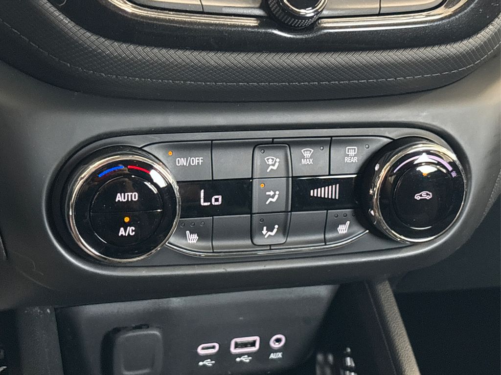 2022 Chevrolet Trailblazer LT photo 26