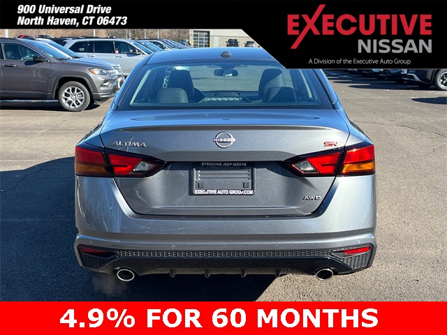 2025 Nissan Altima 2.5 SR photo 3