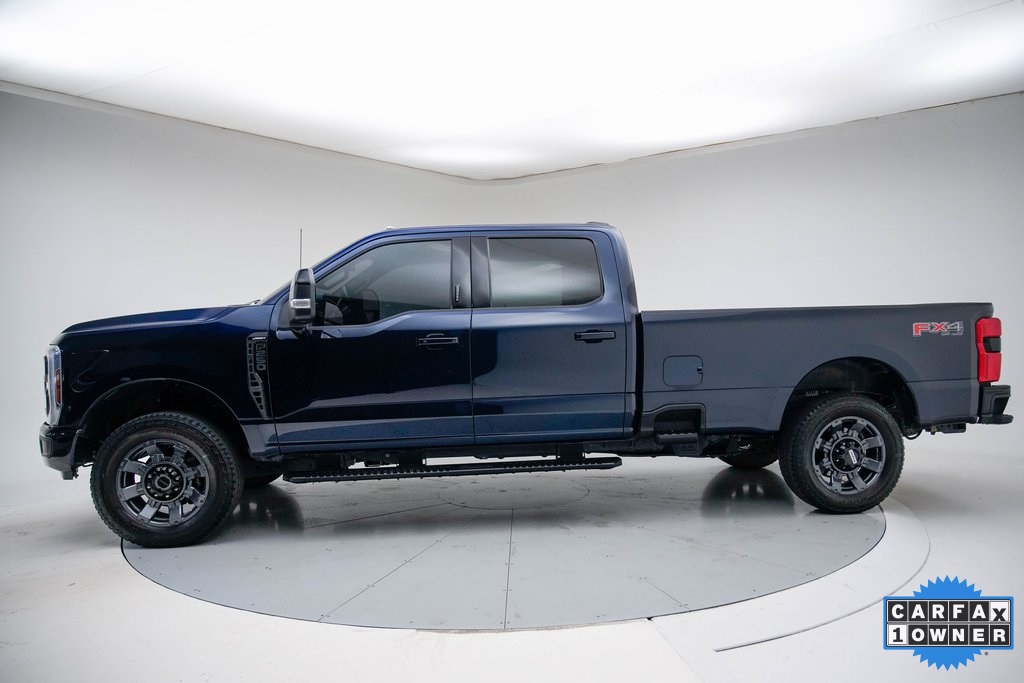 2024 Ford F-250 Lariat photo 2