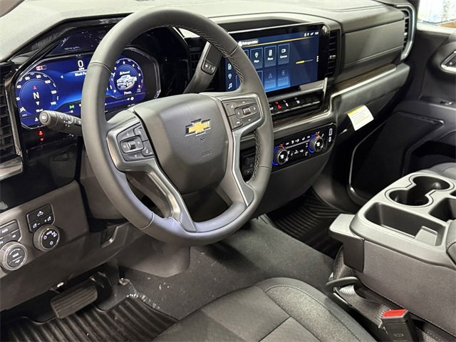 2025 Chevrolet Silverado 1500 LT photo 12