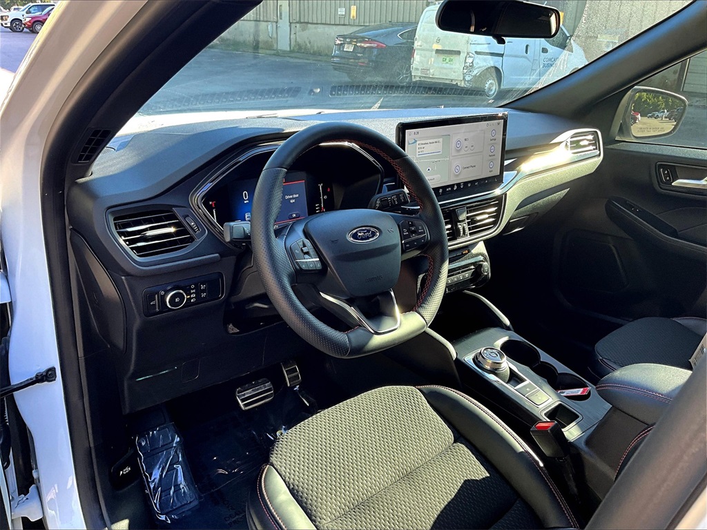 2024 Ford Escape ST-Line Select photo 8