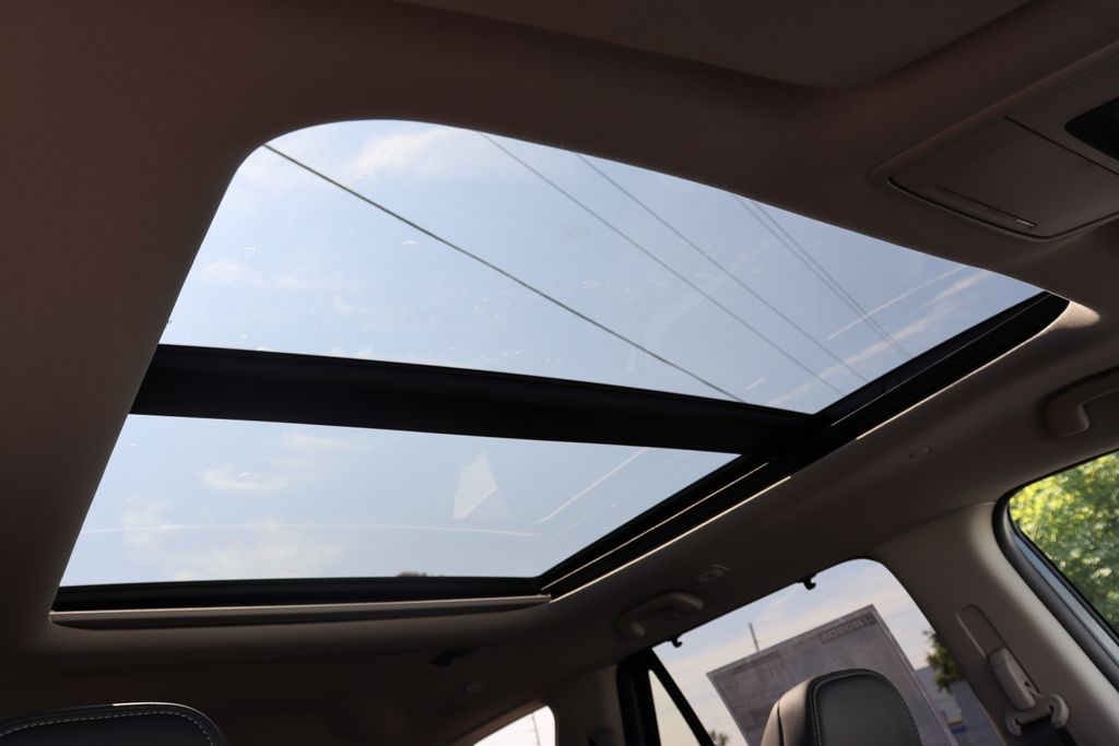 2025 Honda Pilot Touring photo 27