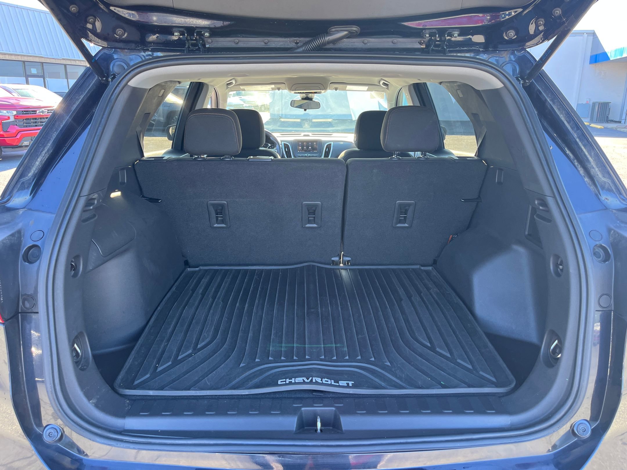 2021 Chevrolet Equinox LT photo 24