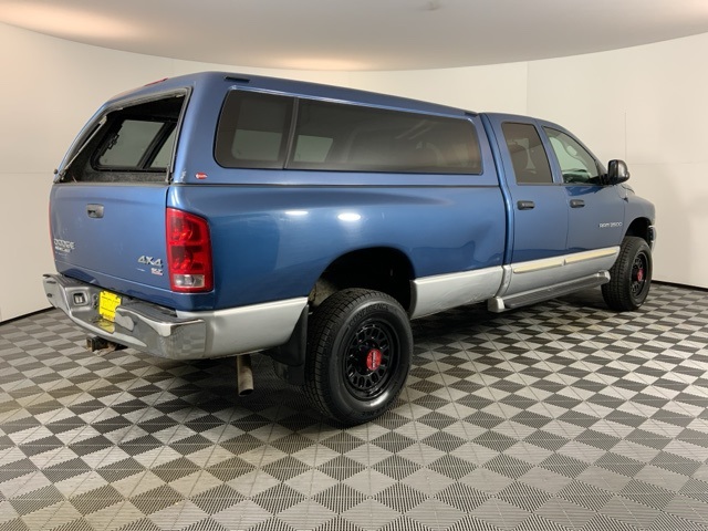 2003 Dodge Ram SLT photo 4