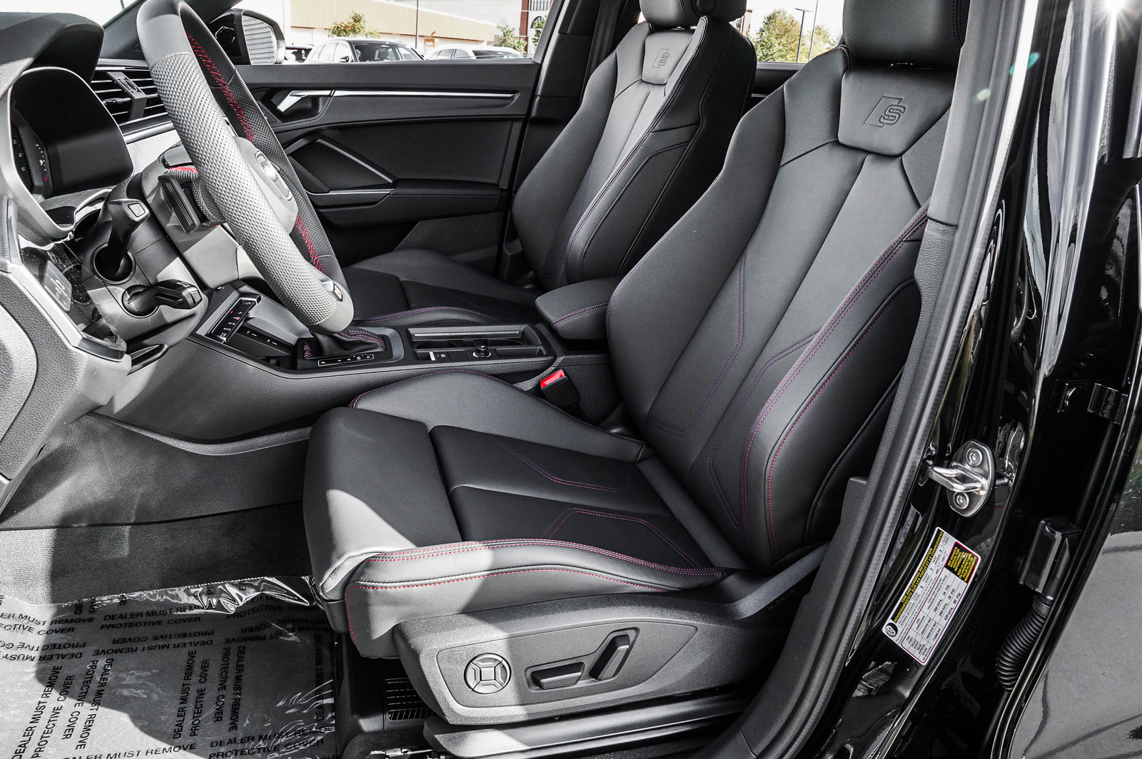 2025 Audi Q3 S line Premium Plus photo 6
