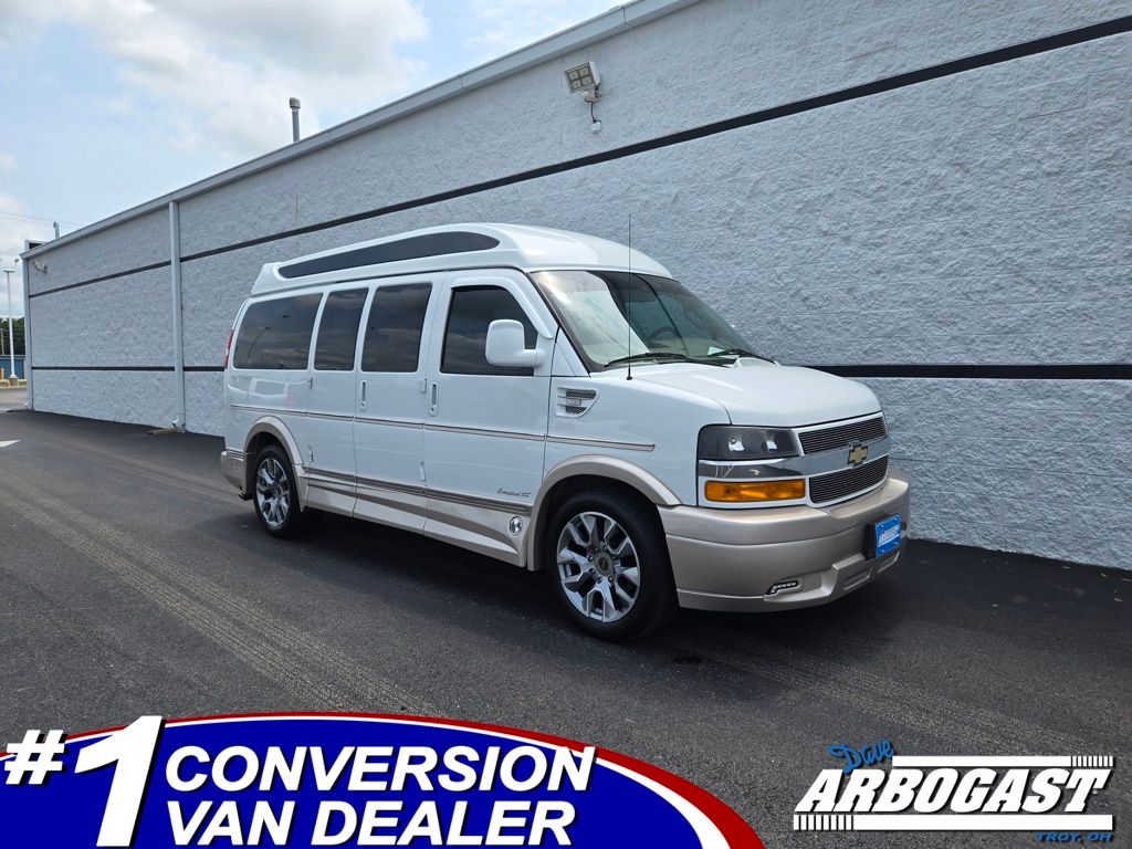 2022 Chevrolet Express Cargo Work Van's photo