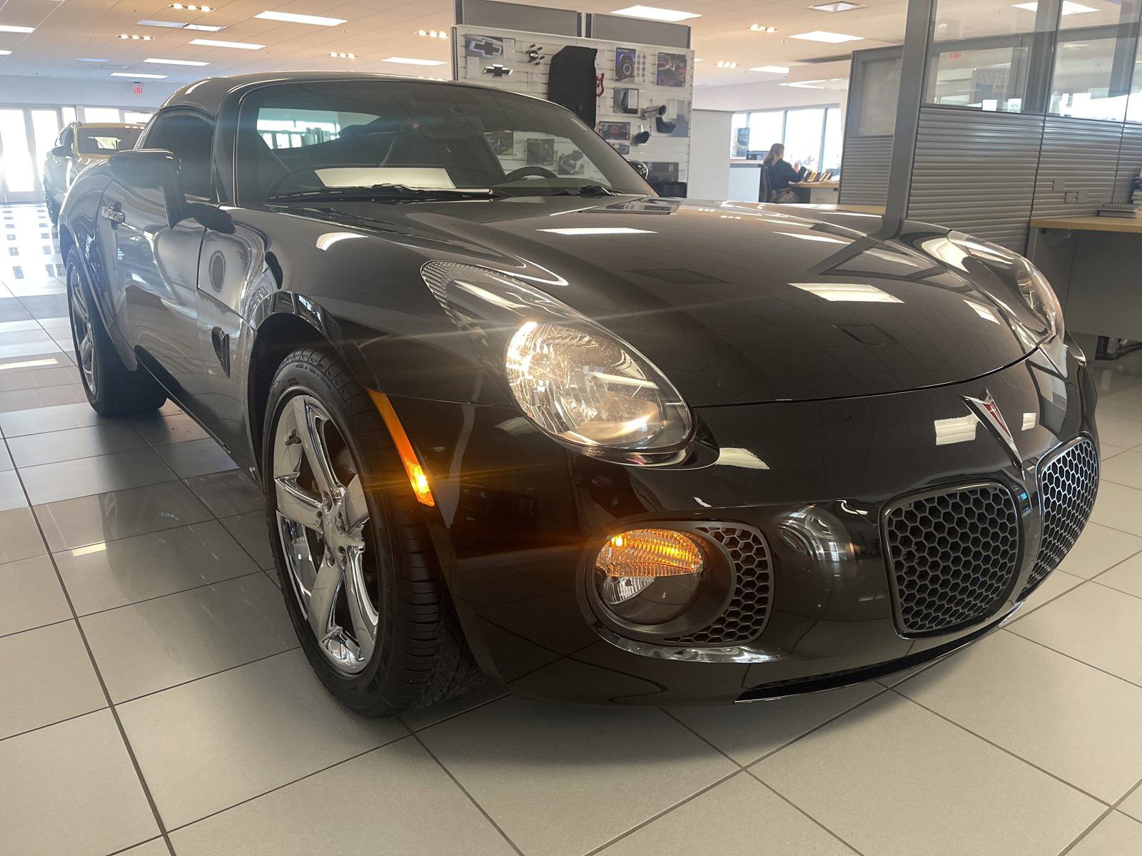 2009 Pontiac Solstice photo 6